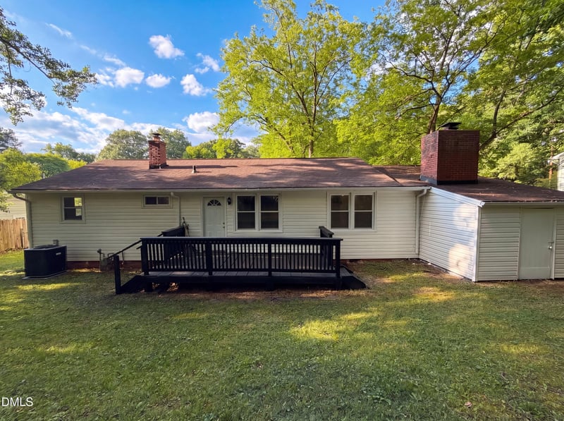 310 Robin Hood Dr, Raleigh, NC 27604