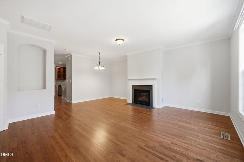 3106 Hudson Hill Ln, Raleigh, NC 27612