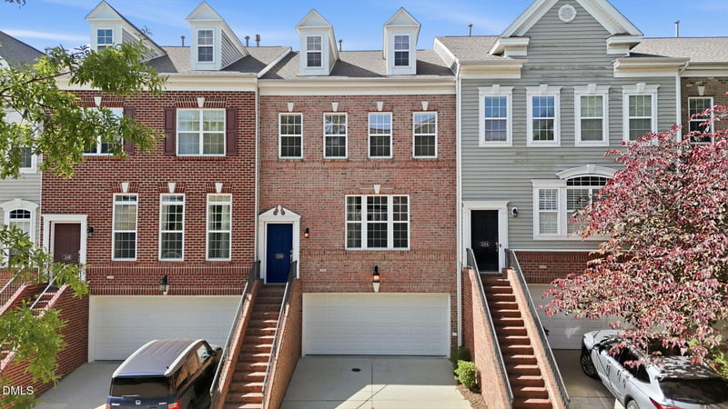 3106 Hudson Hill Ln, Raleigh, NC 27612
