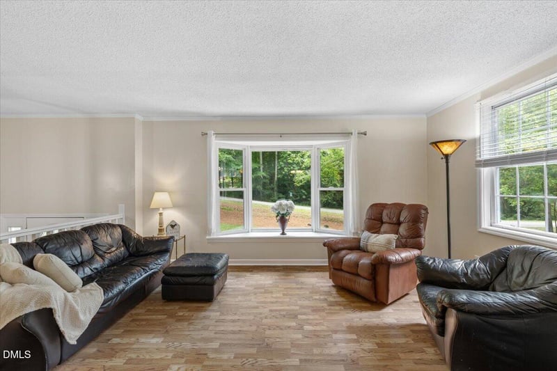3109 Manor Ridge Dr, Raleigh, NC 27603