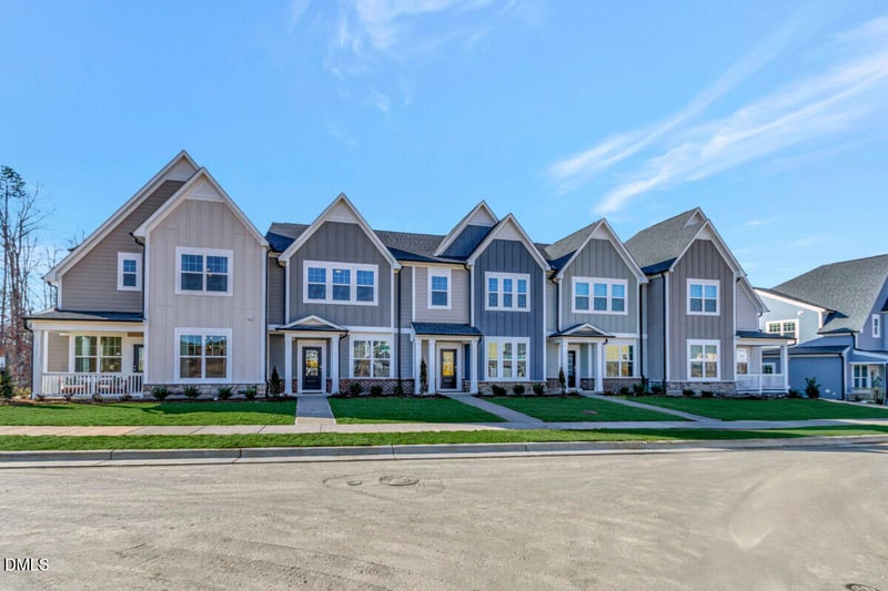 3109 Mission Olive Pl, New Hill, NC 27562