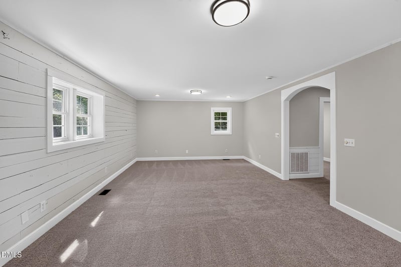 3109 Parkwood Dr, Sanford, NC 27332