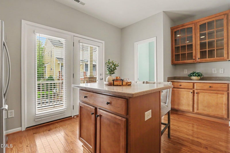 311 Kinellan Ln, Cary, NC 27519