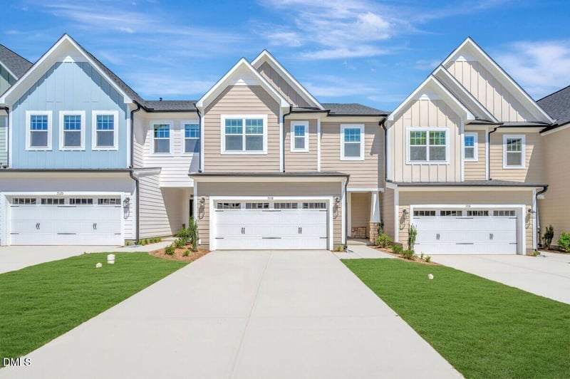 3118 Cathedral Comb Dr #246, Apex, NC 27502
