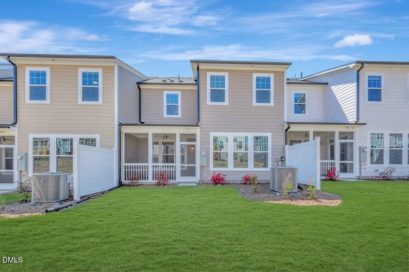 3118 Cathedral Comb Dr #246, Apex, NC 27502