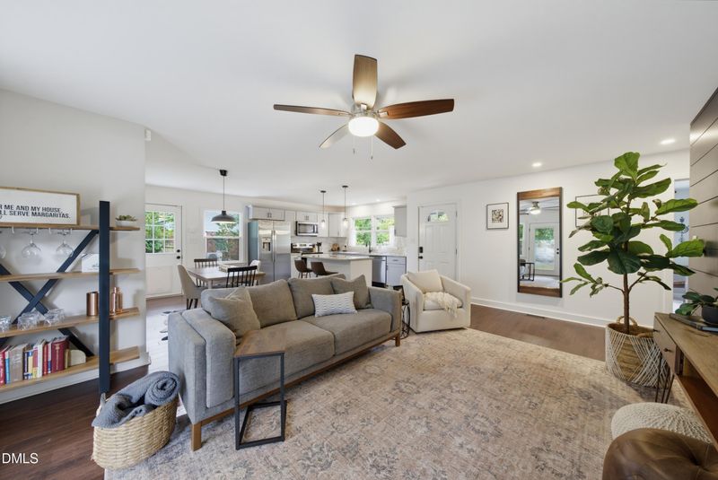 3120 Glenridge Dr, Raleigh, NC 27604
