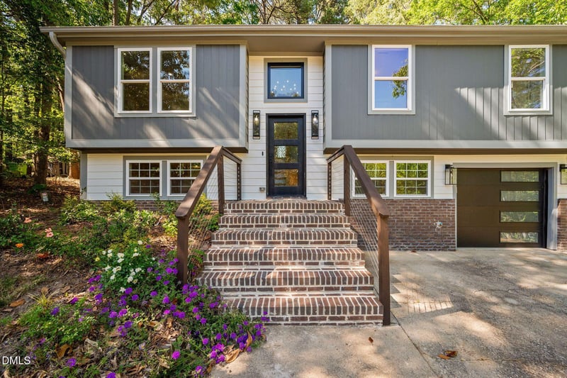 313 Crown Oaks Dr, Raleigh, NC 27615
