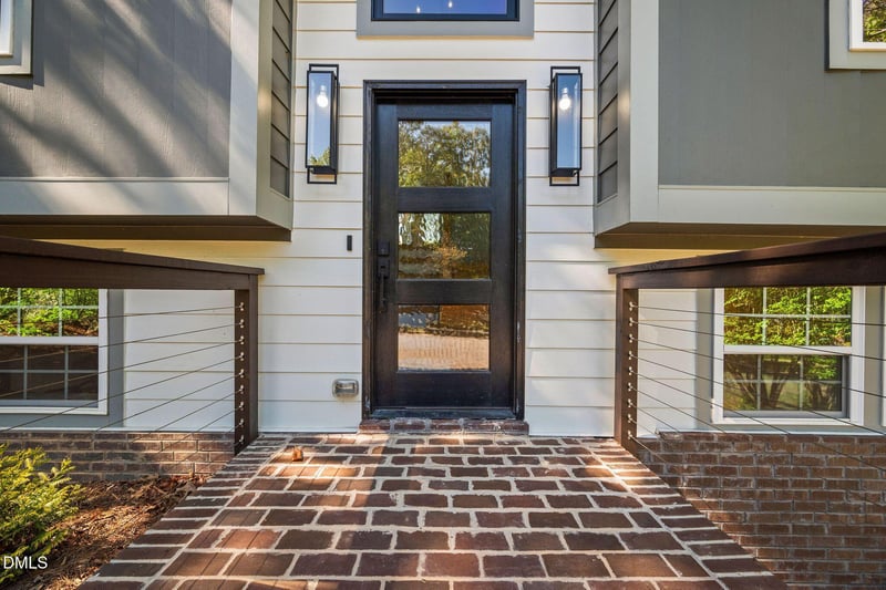 313 Crown Oaks Dr, Raleigh, NC 27615