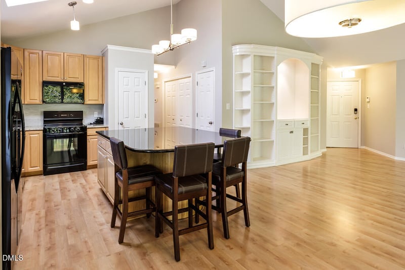 313 Glen Echo N Ln, Cary, NC 27518