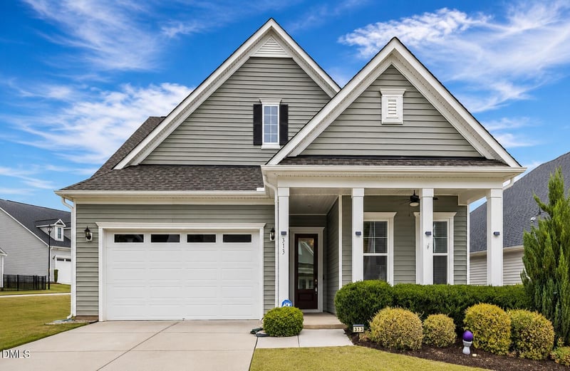 313 Warm Wind Dr, Clayton, NC 27527