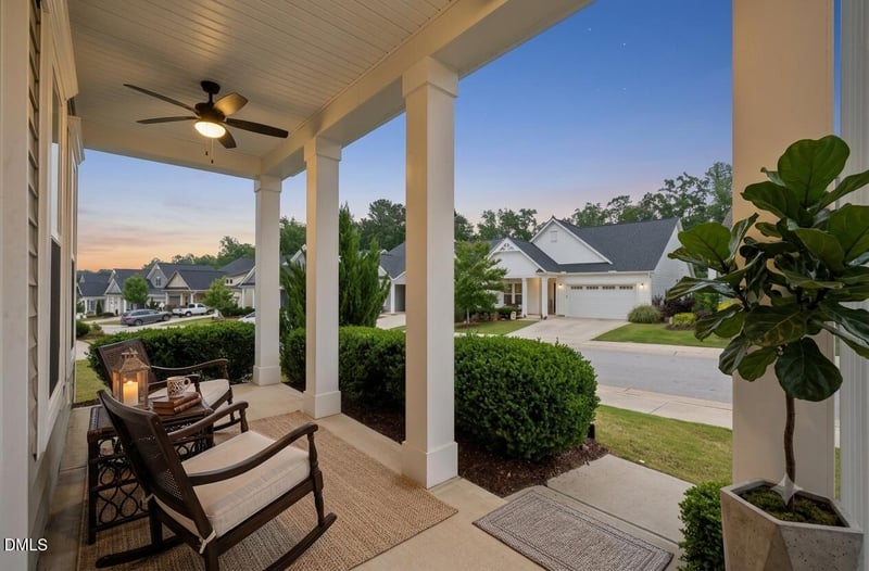 313 Warm Wind Dr, Clayton, NC 27527