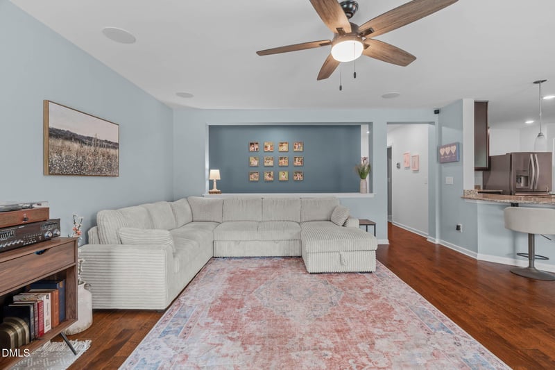 3137 Willow Ranch Dr, Fuquay Varina, NC 27526
