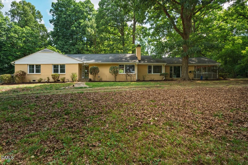 3142 Jones Dr, Mebane, NC 27302