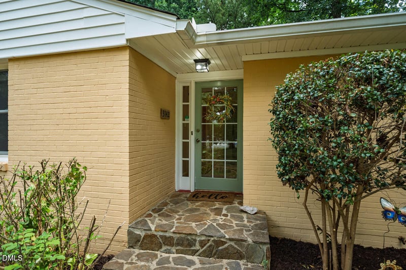 3142 Jones Dr, Mebane, NC 27302