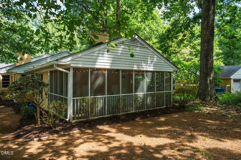 3142 Jones Dr, Mebane, NC 27302