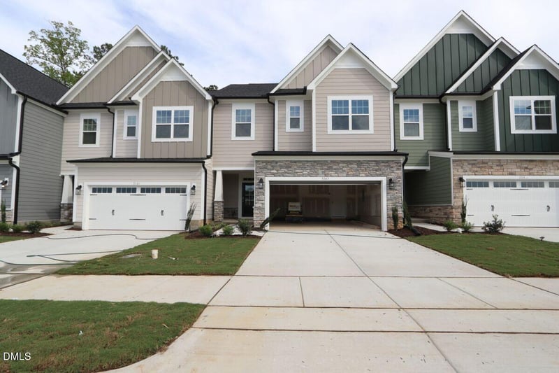 3143 Mission Olive Pl, New Hill, NC 27562