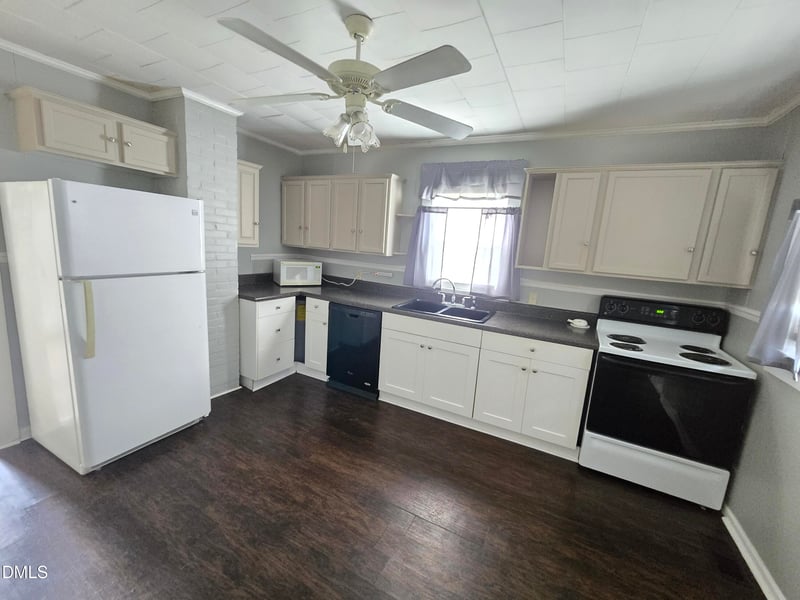 315 Coble St, Burlington, NC 27215