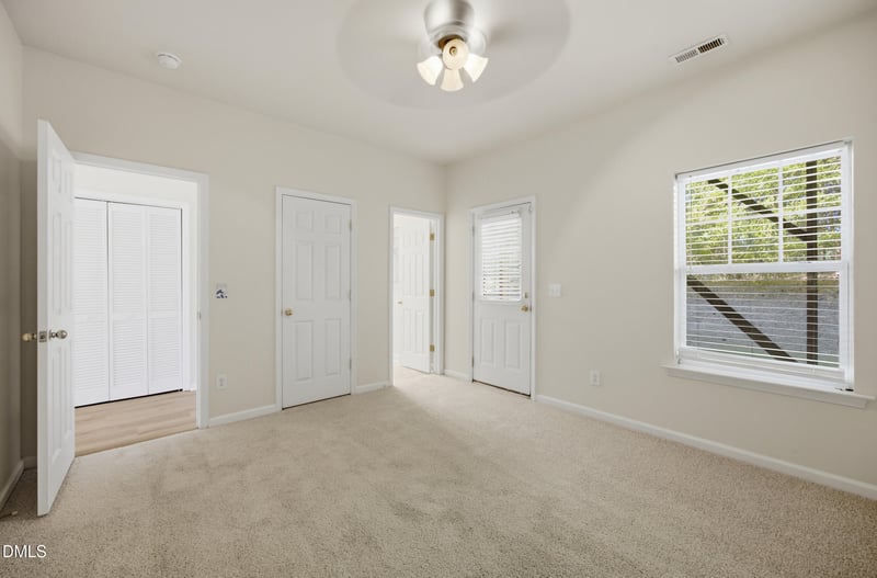 316 Linden Park Ln, Cary, NC 27519