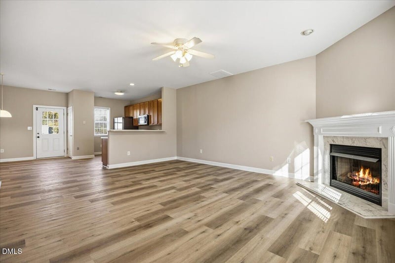 317 Commons Dr, Holly Springs, NC 27540