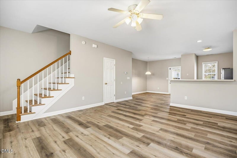 317 Commons Dr, Holly Springs, NC 27540