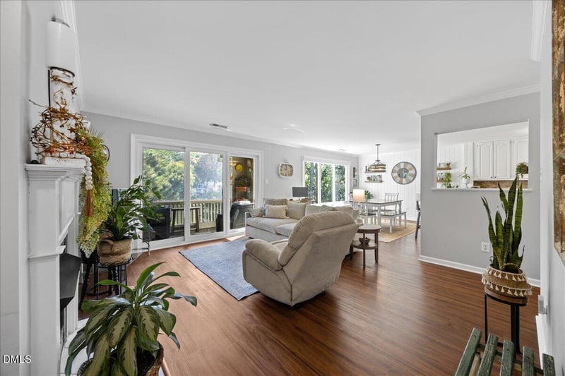 317 Glen Echo Ln #E, Cary, NC 27518