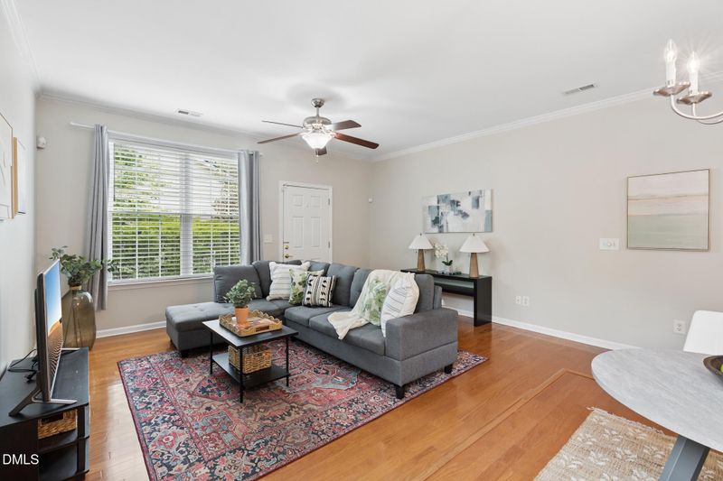 317 Indian Elm Ln, Cary, NC 27519