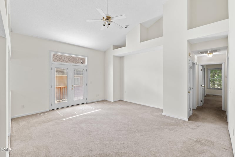 318 Arvo Ln, Cary, NC 27513