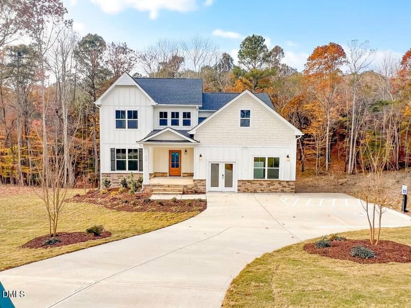 318 Magnolia Acres Ln, Fuquay Varina, NC 27526