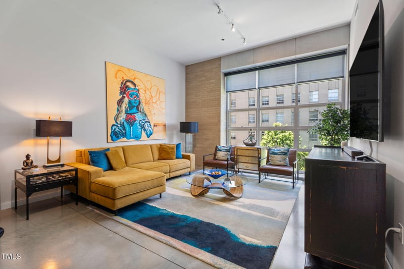 319 Fayetteville St #404, Raleigh, NC 27601
