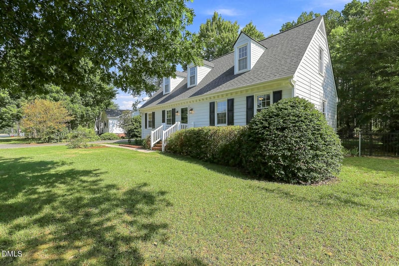 3194 Christian Light Rd, Fuquay Varina, NC 27526