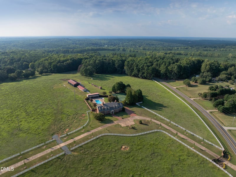 32 Wes Sandling Rd, Franklinton, NC 27525