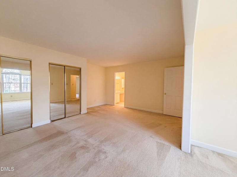 320 Summerwalk Cir, Chapel Hill, NC 27517