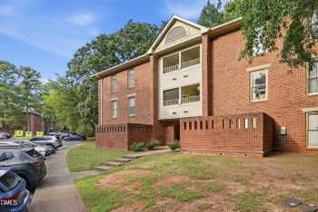 3215 Ivy Commons Dr #302, Raleigh, NC 27606