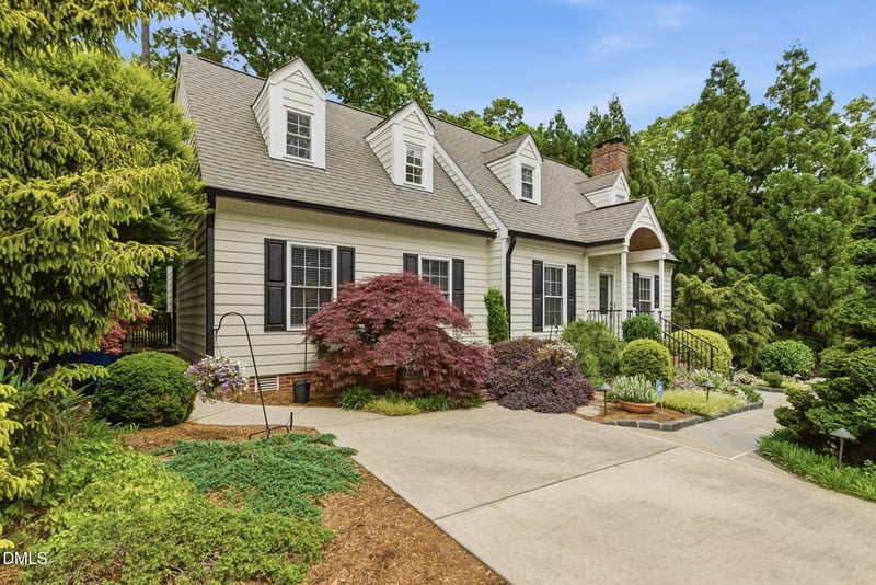 3218 Oak Grove Cir, Raleigh, NC 27607