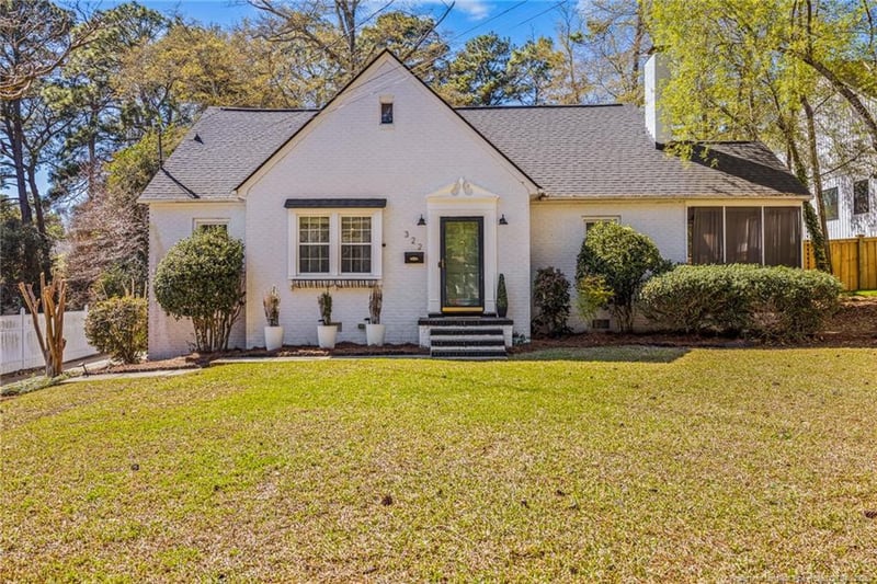 322 Circle Dr, Fayetteville, NC 28305