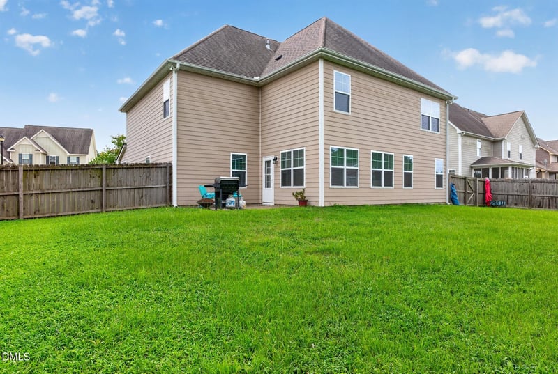 3224 Winterwood Dr, Fayetteville, NC 28306