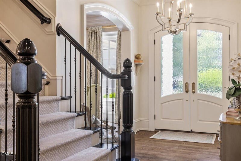 323 Yadkin Dr, Raleigh, NC 27609