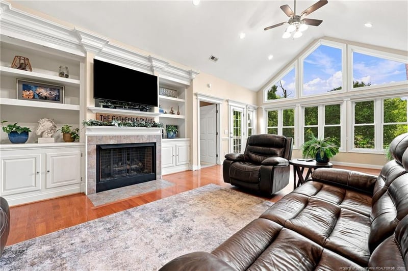 3233 Leicester Cir, Sanford, NC 27332