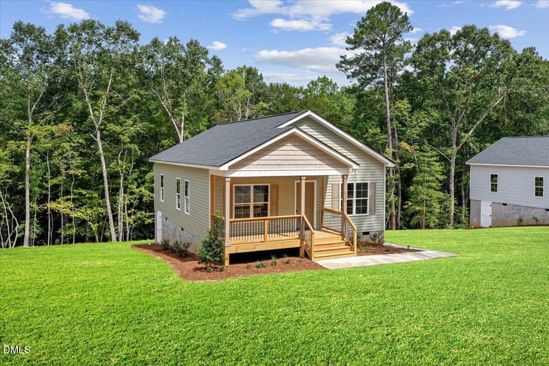 324 Chartres St, Fuquay Varina, NC 27526