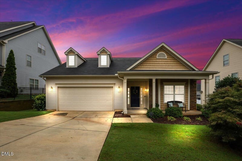 324 Lynshire Ave, Clayton, NC 27527