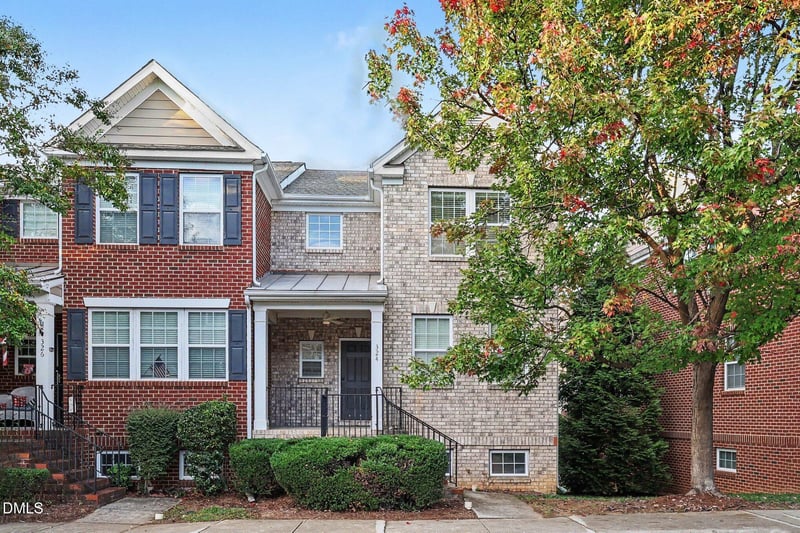 324 Old Mill Village Dr, Apex, NC 27502
