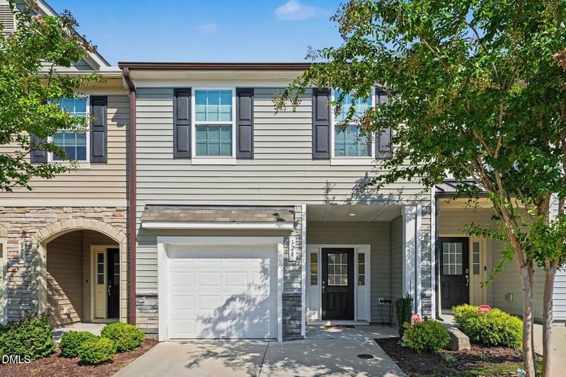 324 E Porthaven Way, Clayton, NC 27527
