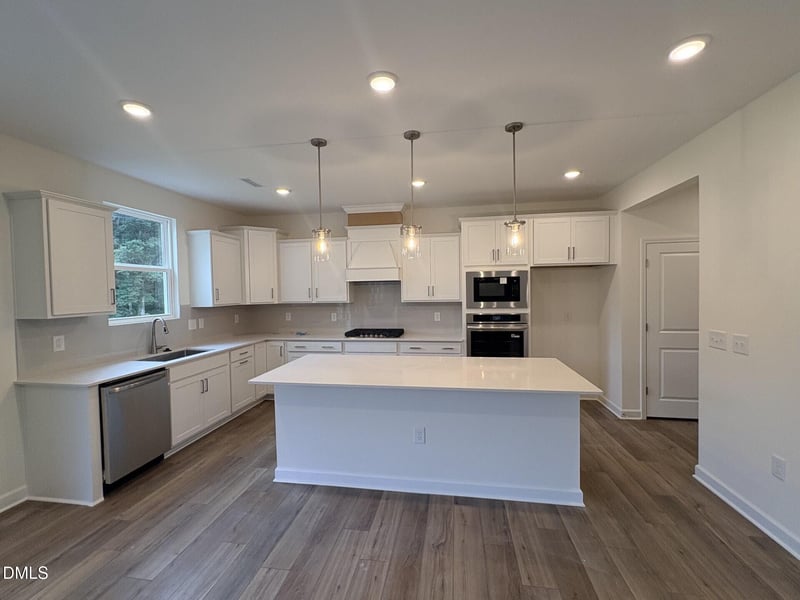 325 Longleaf Glen Ln #031, Zebulon, NC 27597