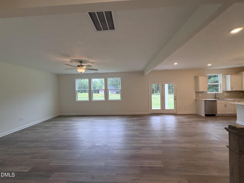 325 Longleaf Glen Ln #031, Zebulon, NC 27597