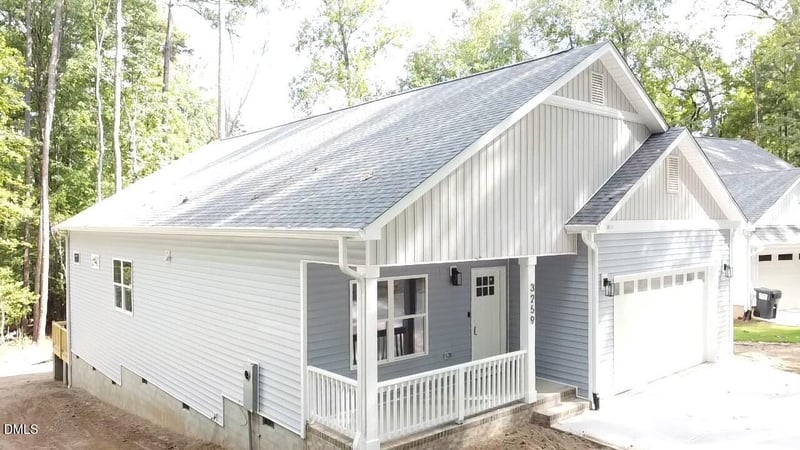 3259 Yorkshire Cir, Sanford, NC 27332