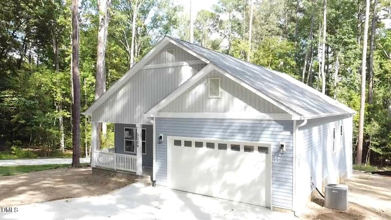 3259 Yorkshire Cir, Sanford, NC 27332