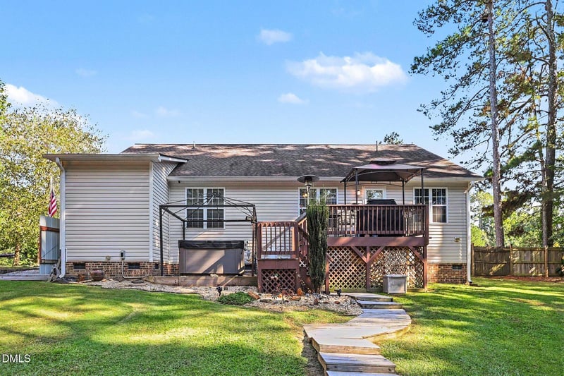 326 Wagon Trl, Willow Springs, NC 27592