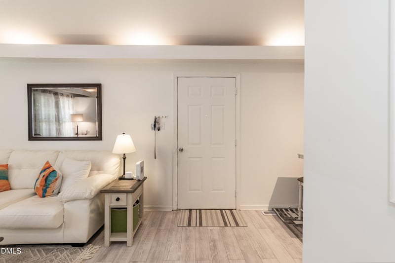 3263 Mill Rn, Raleigh, NC 27612