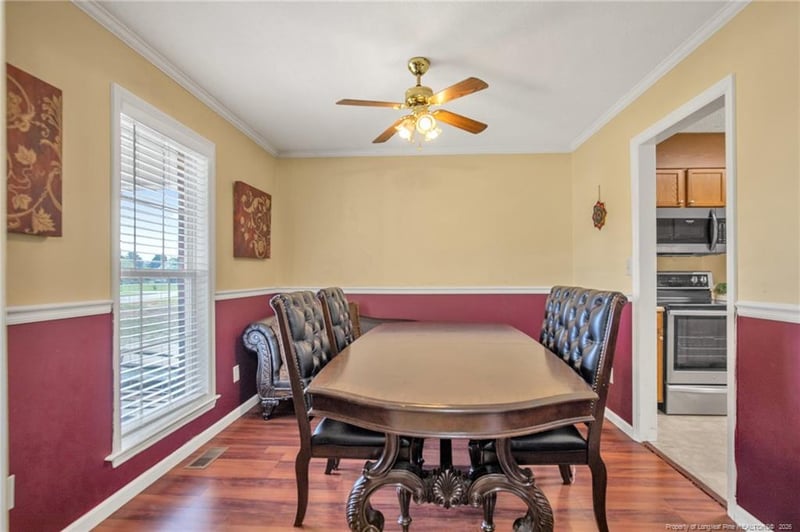 327 Grape Arbor Dr, Fayetteville, NC 28312