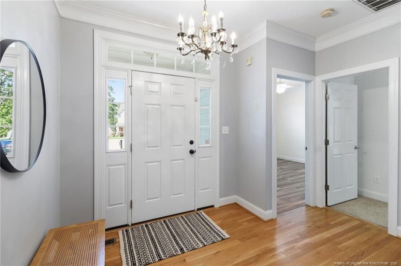 327 Ridgeway Ct, Fayetteville, NC 28311